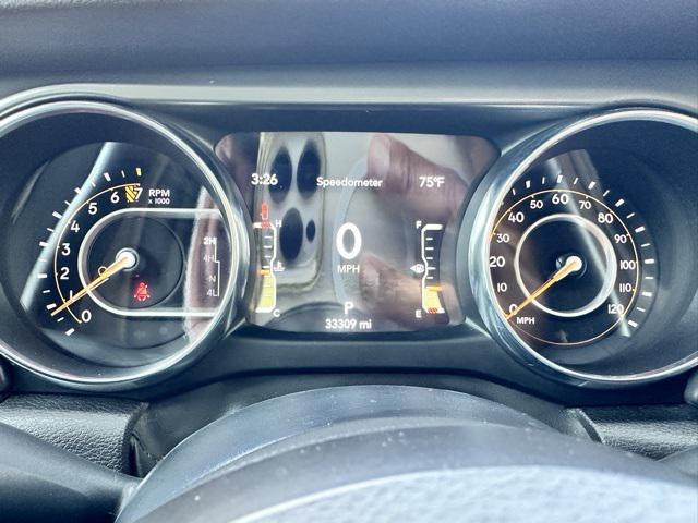 used 2022 Jeep Gladiator car, priced at $34,434