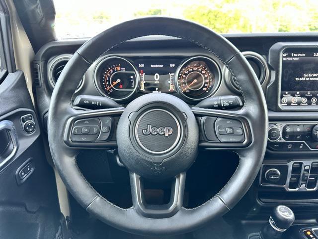 used 2022 Jeep Gladiator car, priced at $34,434