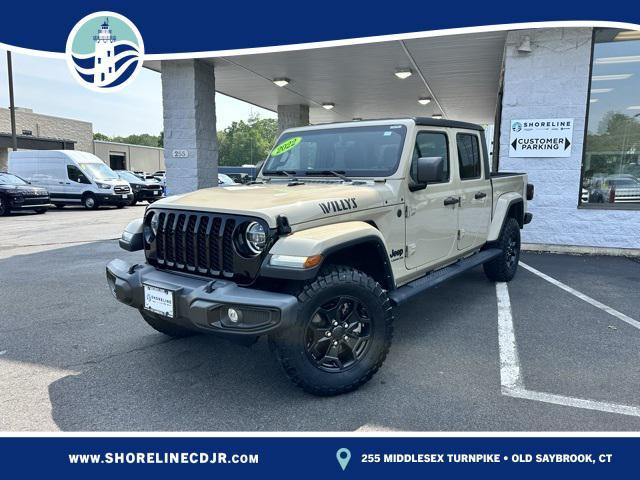 used 2022 Jeep Gladiator car, priced at $34,434