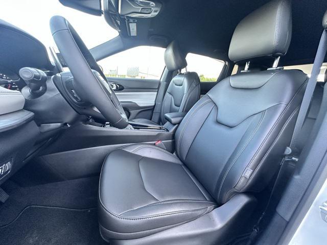 new 2025 Jeep Compass car