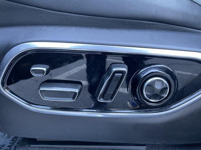 used 2021 Jeep Grand Cherokee L car, priced at $33,190