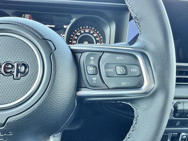new 2025 Jeep Wrangler car, priced at $61,120