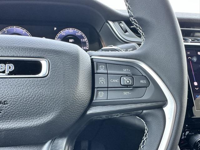 new 2025 Jeep Grand Cherokee car, priced at $42,375