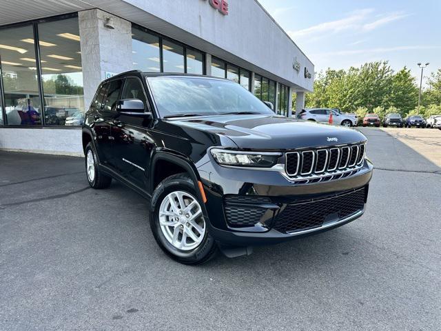 new 2025 Jeep Grand Cherokee car, priced at $42,375