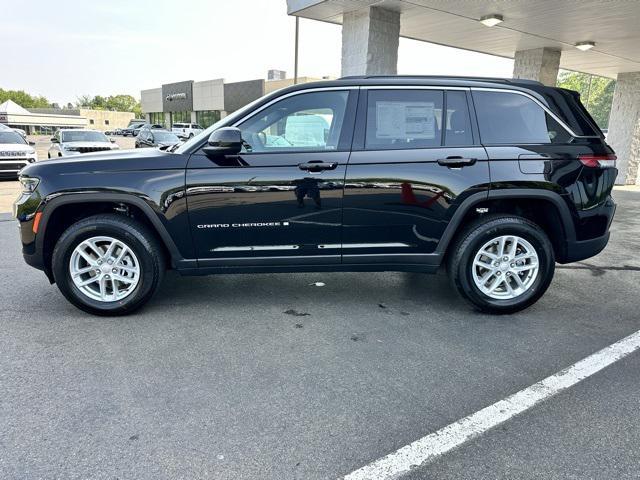 new 2025 Jeep Grand Cherokee car, priced at $42,375