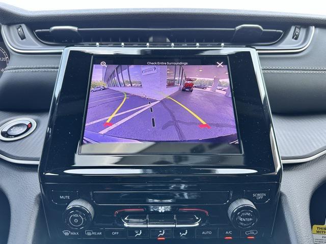 new 2025 Jeep Grand Cherokee car, priced at $42,375