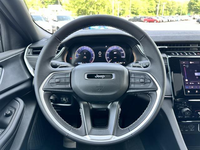 new 2025 Jeep Grand Cherokee car, priced at $42,375
