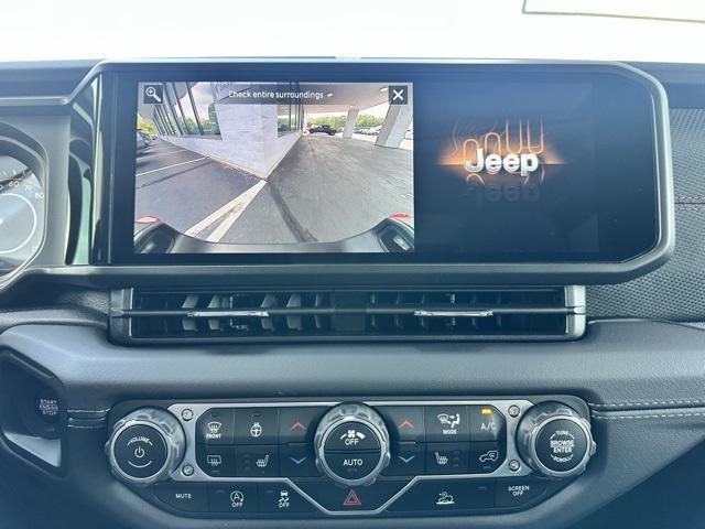 new 2025 Jeep Wrangler car, priced at $71,665