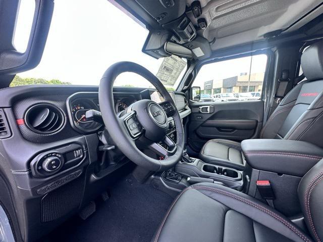 new 2025 Jeep Wrangler car, priced at $71,665