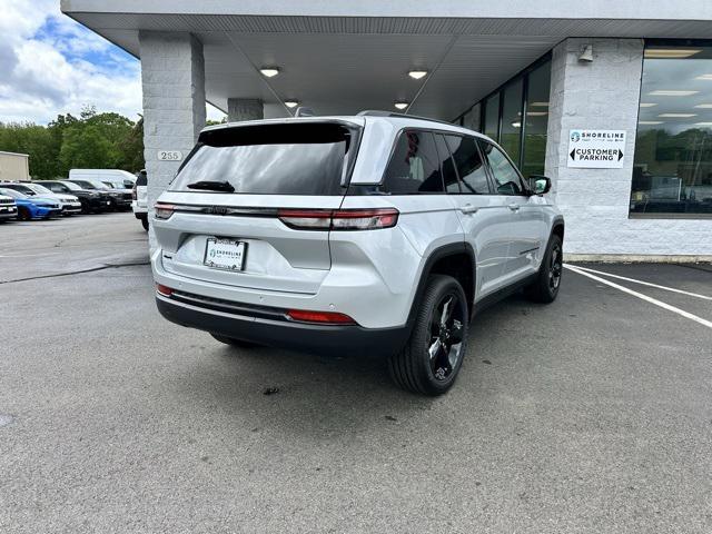 new 2025 Jeep Grand Cherokee car
