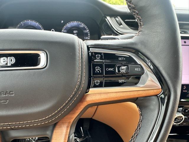 used 2025 Jeep Grand Cherokee car, priced at $57,774