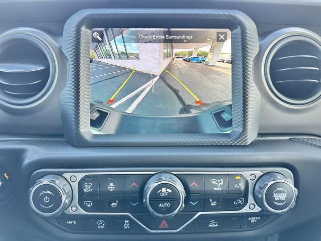 used 2022 Jeep Gladiator car, priced at $33,838
