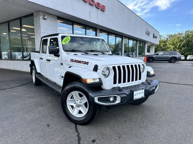used 2022 Jeep Gladiator car, priced at $33,838