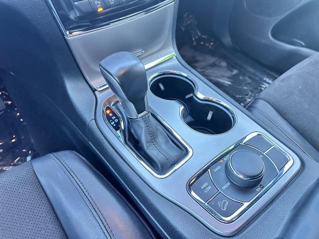 used 2022 Jeep Grand Cherokee car, priced at $29,314