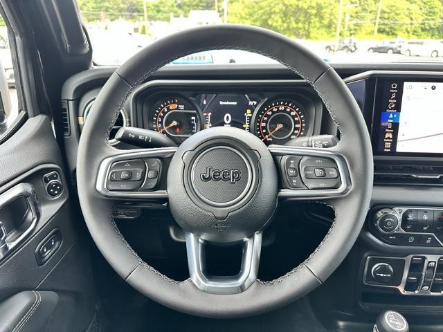 new 2025 Jeep Wrangler car, priced at $55,125