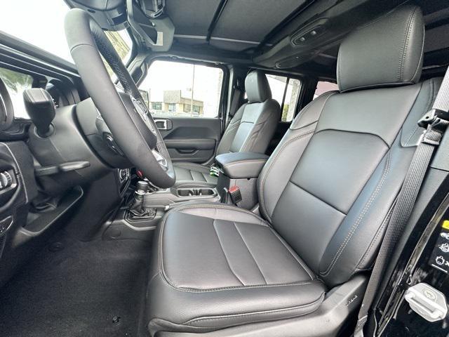 new 2025 Jeep Wrangler car, priced at $55,125