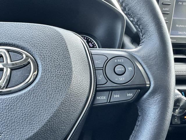 used 2021 Toyota RAV4 Hybrid car, priced at $26,324