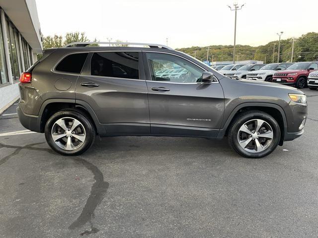 used 2019 Jeep Cherokee car, priced at $13,338