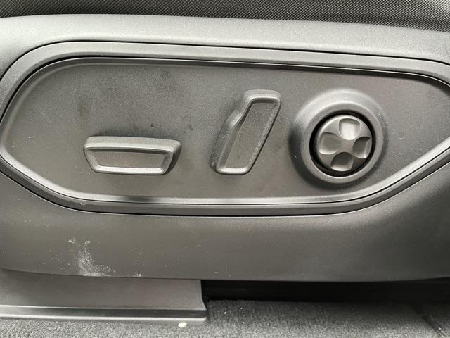 new 2025 Jeep Grand Cherokee car, priced at $47,780