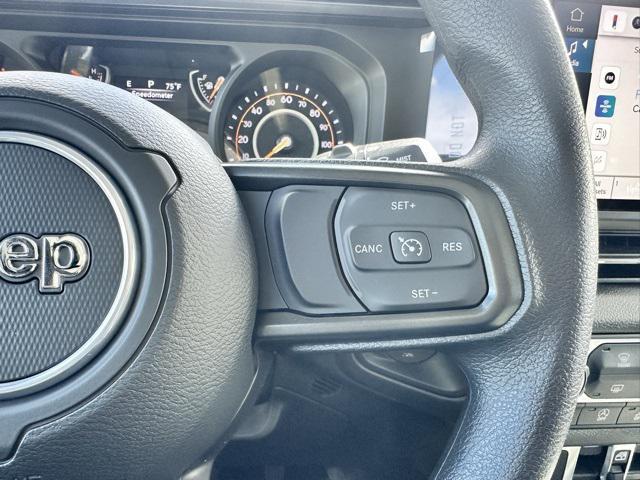 new 2025 Jeep Wrangler car, priced at $44,475