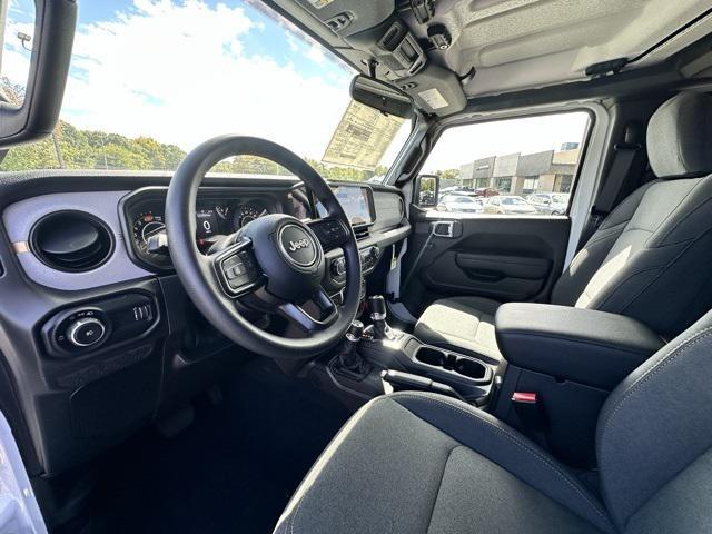 new 2025 Jeep Wrangler car, priced at $44,475