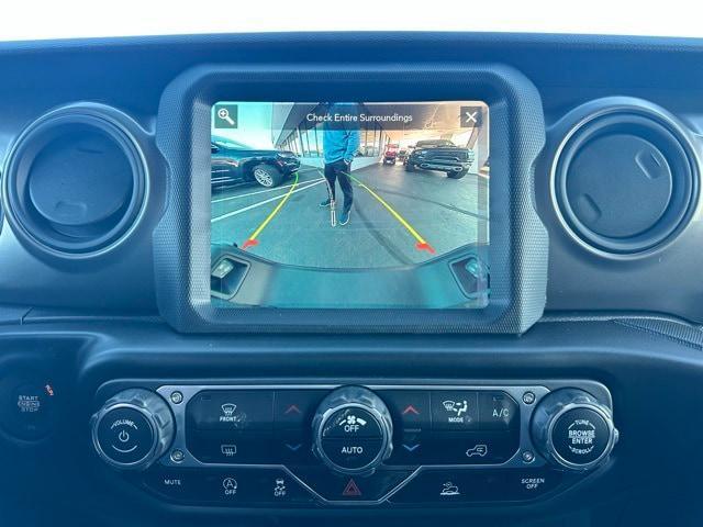 new 2023 Jeep Gladiator car, priced at $61,990