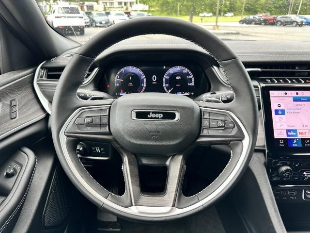 new 2025 Jeep Grand Cherokee car
