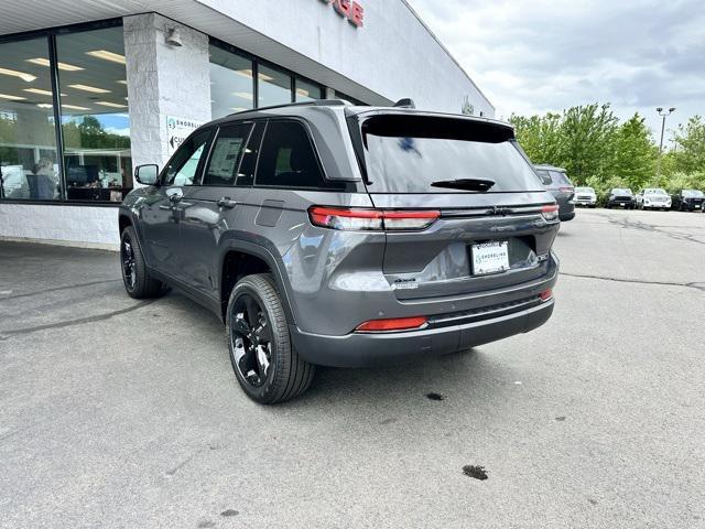 new 2025 Jeep Grand Cherokee car