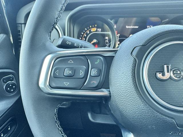 new 2025 Jeep Wrangler car, priced at $60,315