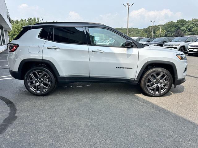 new 2025 Jeep Compass car, priced at $40,105