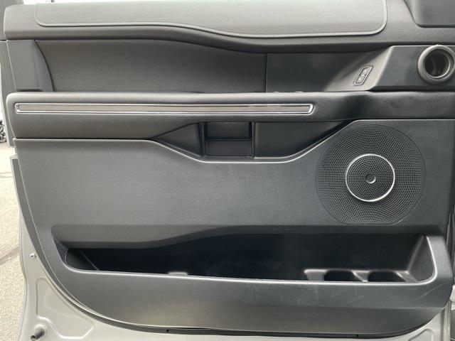 used 2021 Ford Expedition car, priced at $35,674