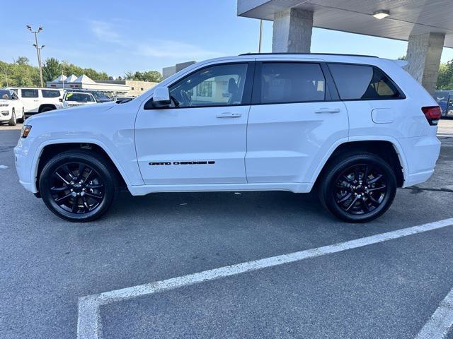 used 2022 Jeep Grand Cherokee car, priced at $26,283