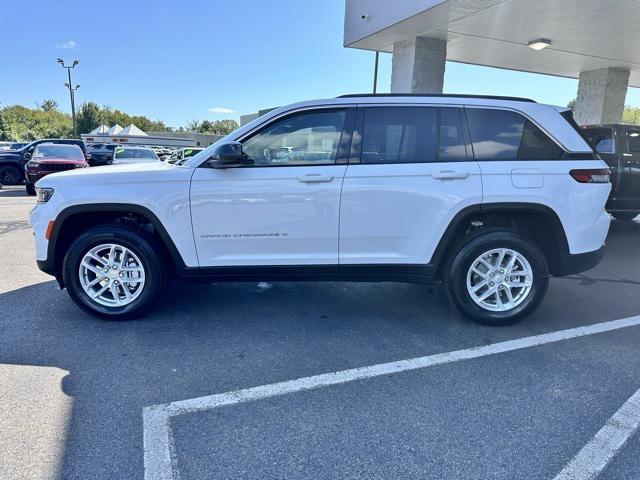 new 2025 Jeep Grand Cherokee car, priced at $43,575