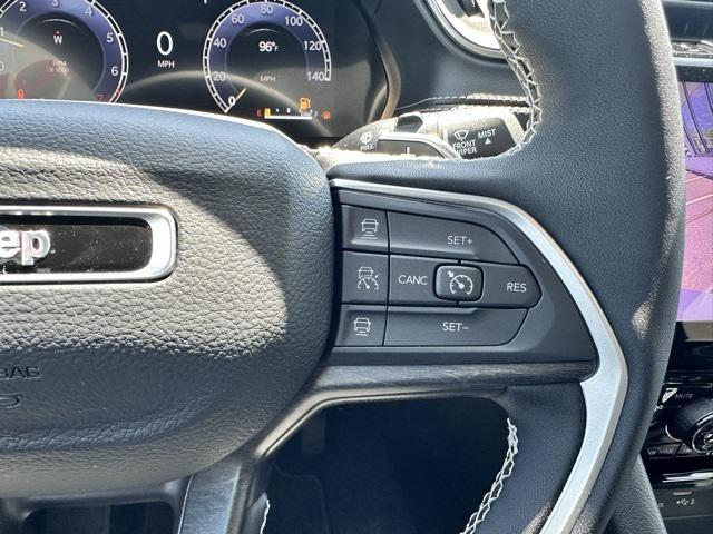 new 2025 Jeep Grand Cherokee L car