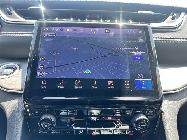 new 2025 Jeep Grand Cherokee L car