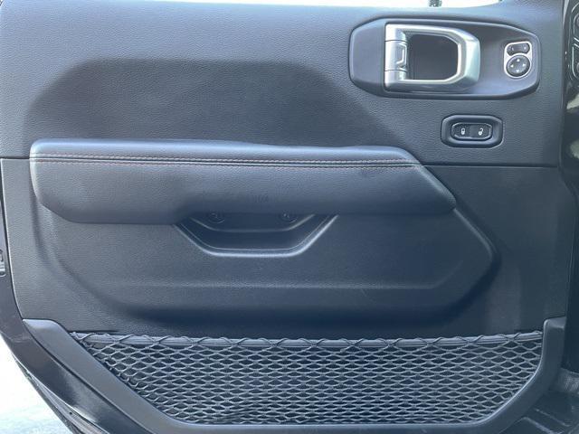 used 2021 Jeep Gladiator car, priced at $36,113