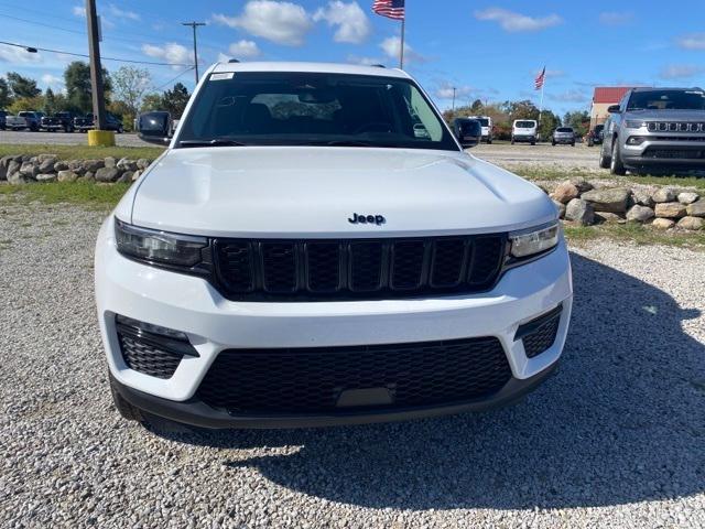 new 2024 Jeep Grand Cherokee car, priced at $46,456