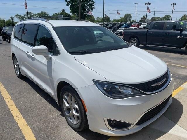 used 2018 Chrysler Pacifica car, priced at $19,926