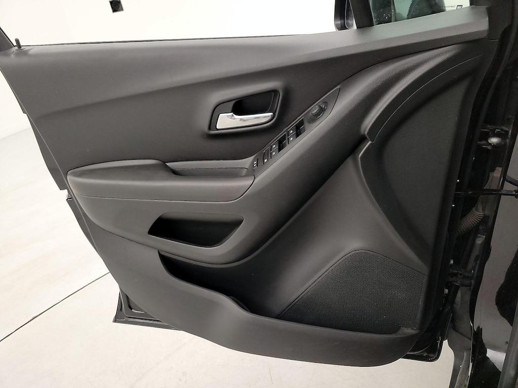 used 2021 Chevrolet Trax car, priced at $17,998