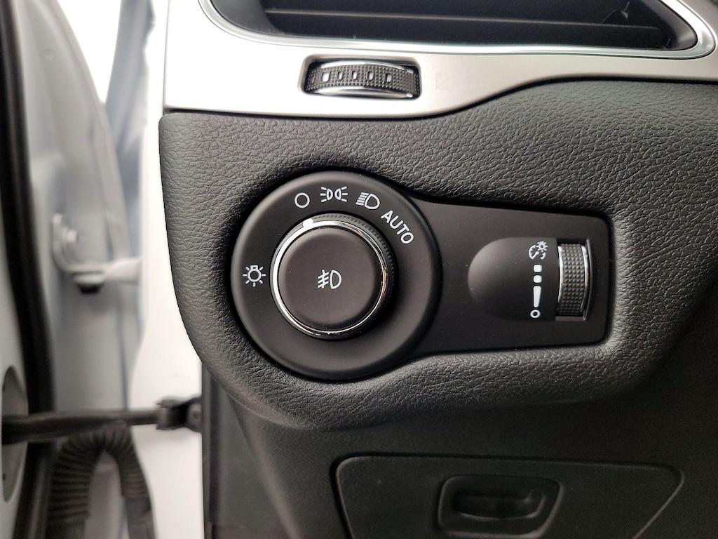 used 2022 Jeep Cherokee car, priced at $26,998