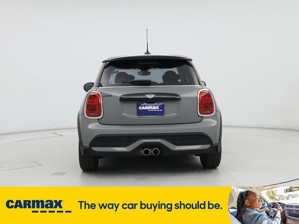 used 2022 MINI Hardtop car, priced at $23,998