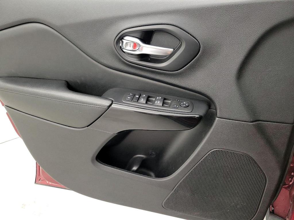 used 2021 Jeep Cherokee car, priced at $23,998