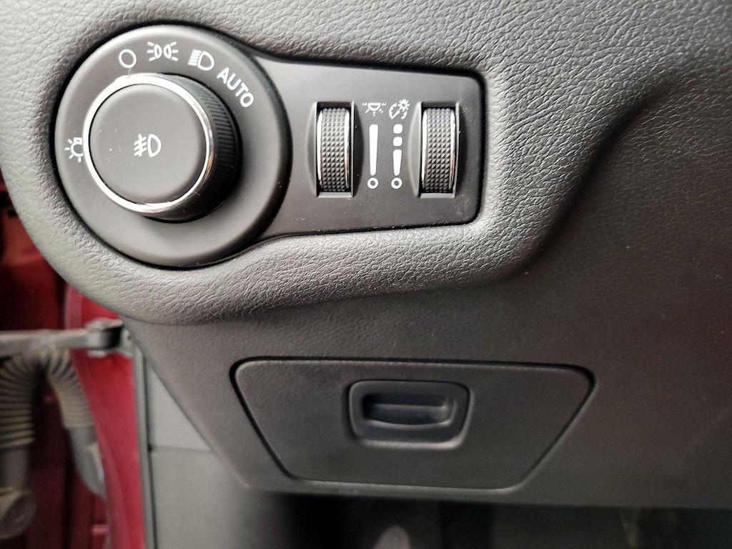 used 2021 Jeep Cherokee car, priced at $23,998