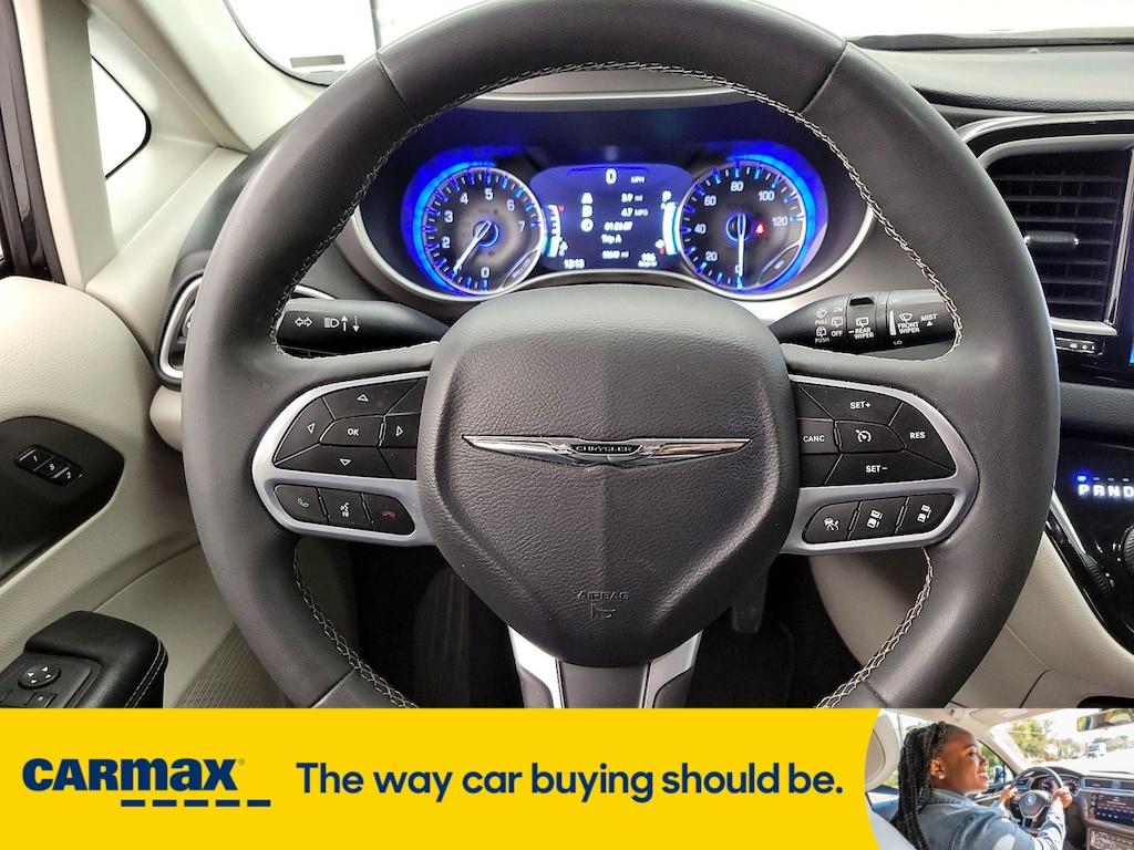 used 2022 Chrysler Pacifica car, priced at $24,998