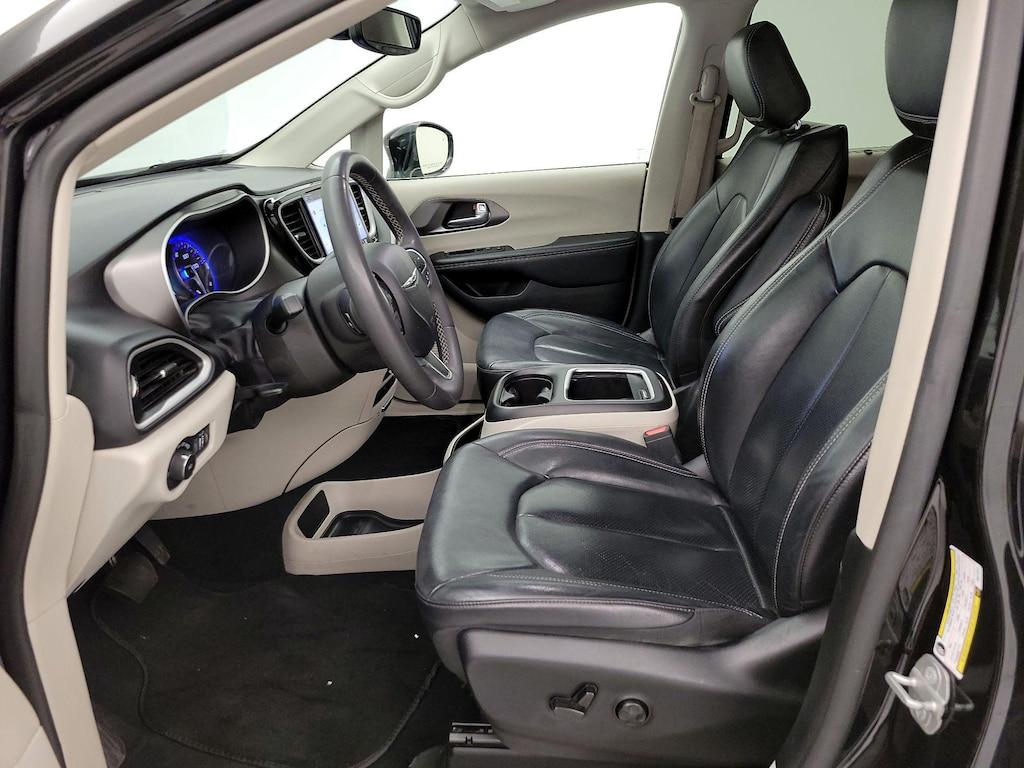 used 2022 Chrysler Pacifica car, priced at $24,998