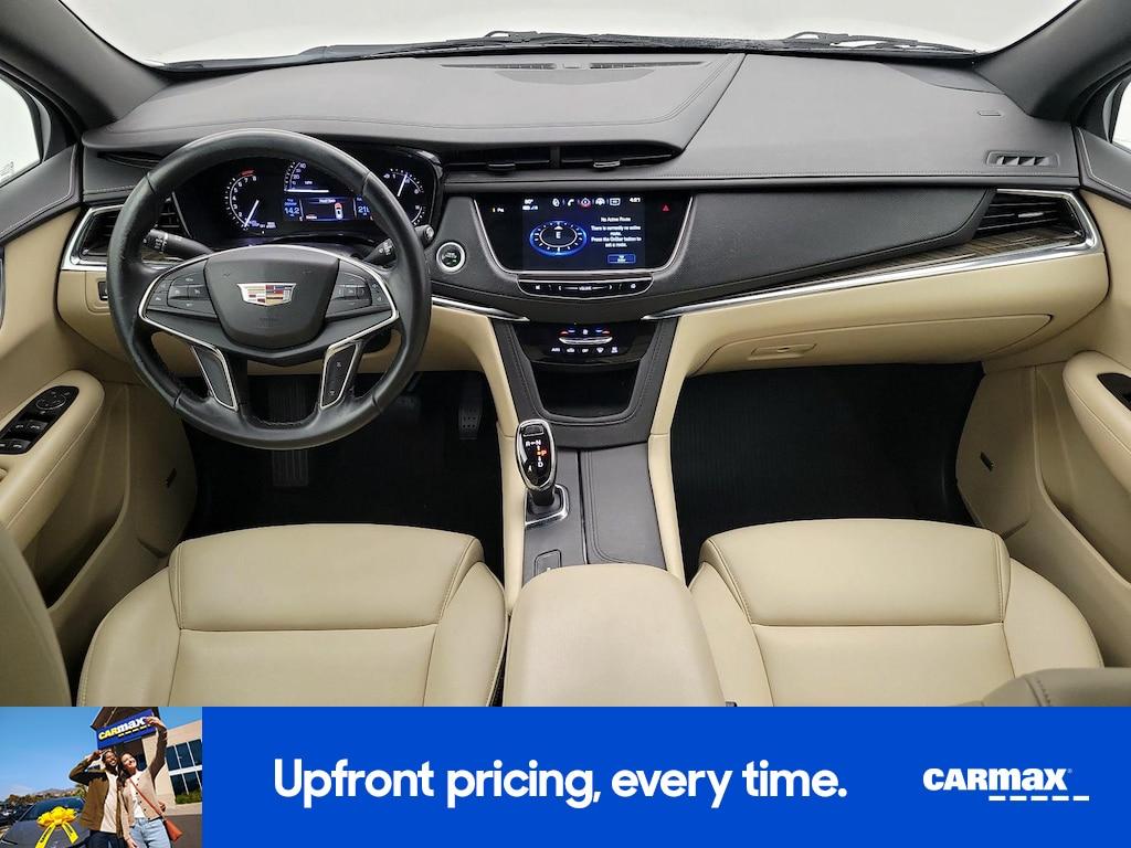 used 2019 Cadillac XT5 car, priced at $19,998