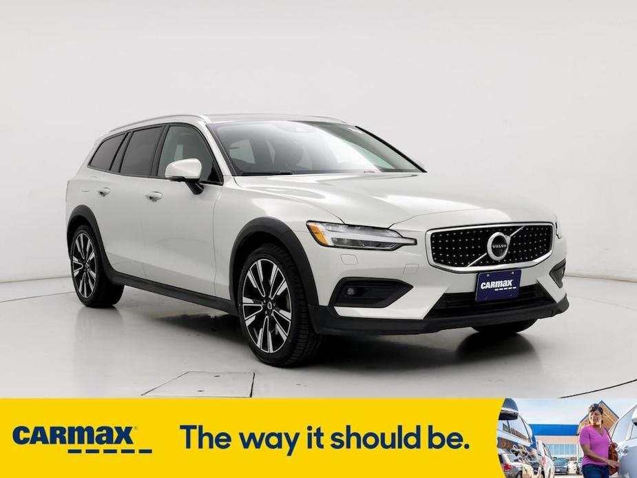 used 2020 Volvo V60 Cross Country car, priced at $27,998