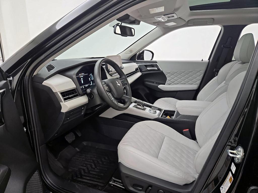 used 2024 Mitsubishi Outlander car, priced at $34,998