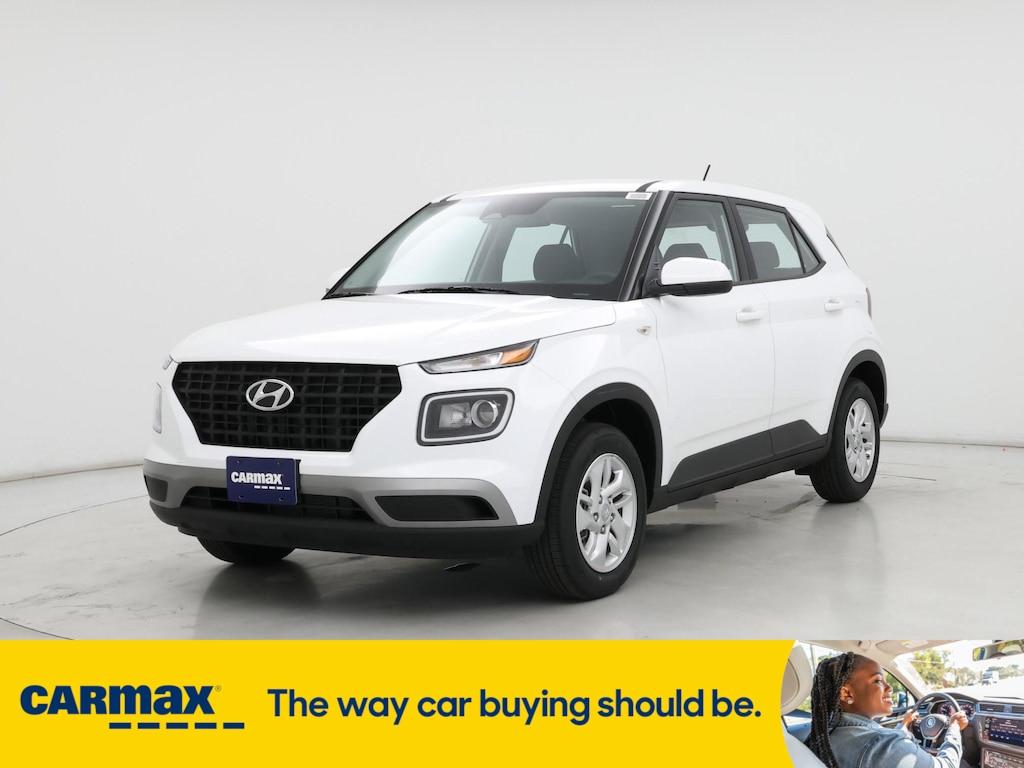 used 2025 Hyundai Venue car, priced at $22,998