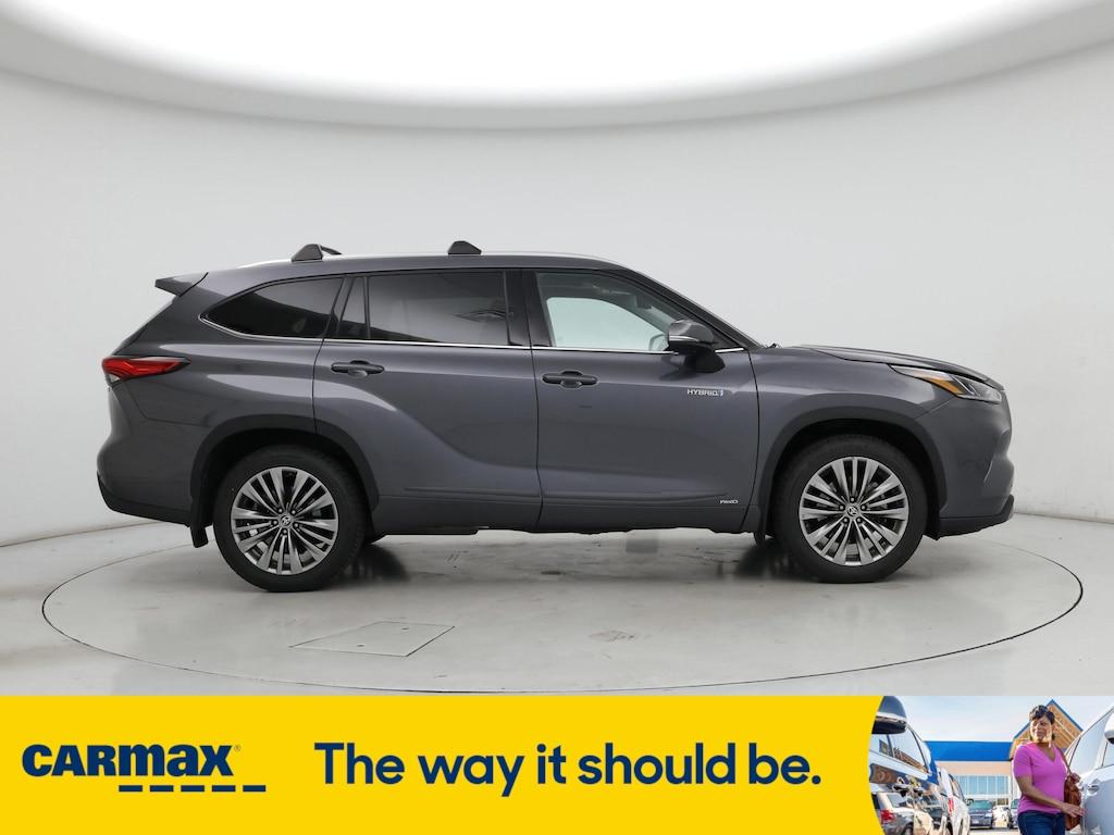 used 2021 Toyota Highlander Hybrid car, priced at $33,998